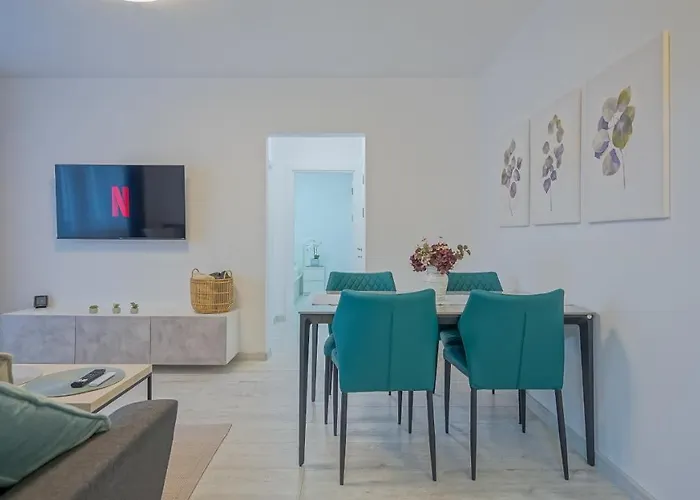 Apartment Mountain Hideaway