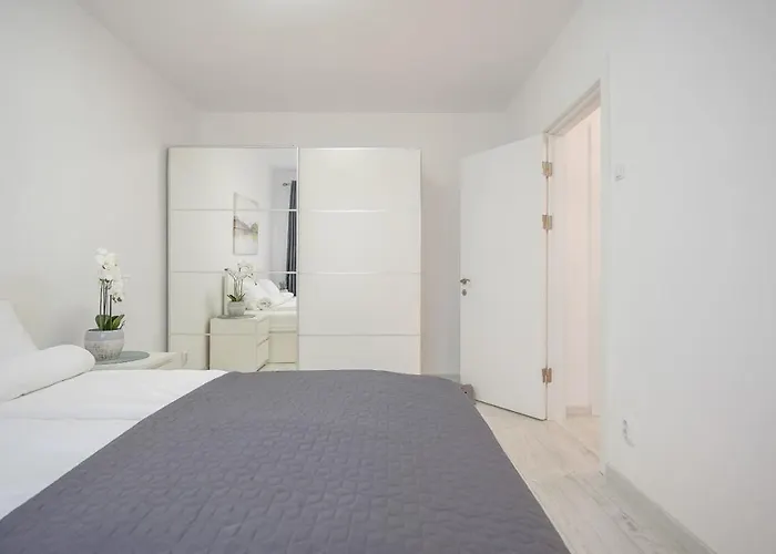 Mountain Hideaway Apartment Brasov