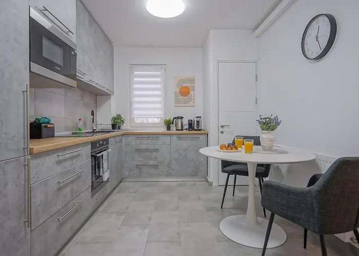 Apartment Mountain Hideaway *